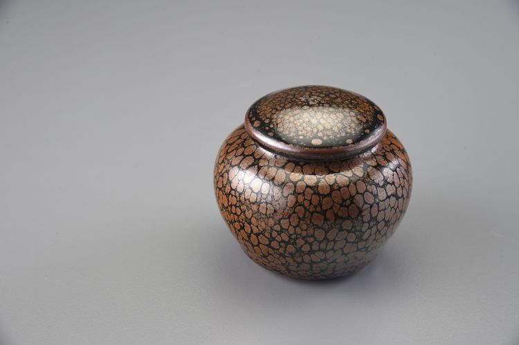 天目兔豪油滴一兩罐