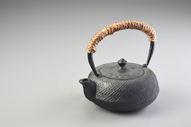 生鐵壺-蛇紋(0.65L)