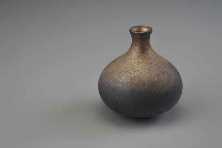 鐵鏽釉大肚瓶