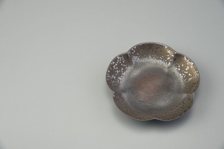 鐵鏽釉梅花杯墊