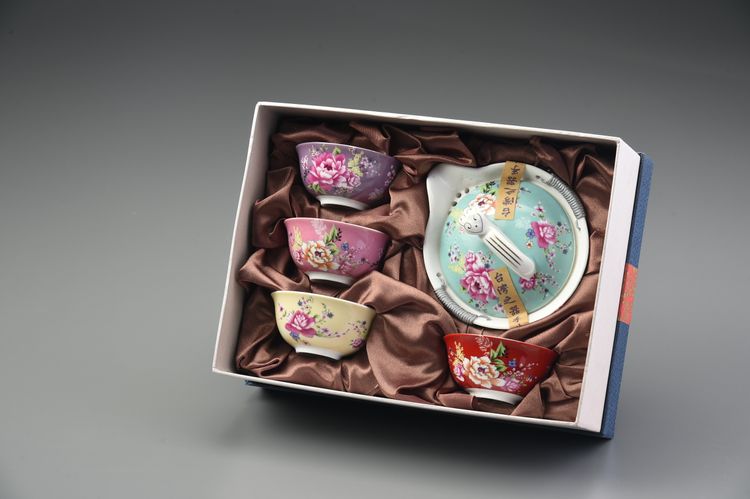 花團錦簇綁繩蓋碗4反口杯裝組(平裝)